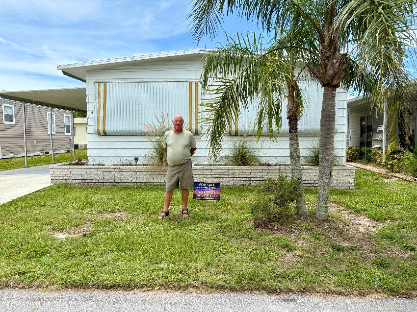 421 Bimini a Venice, FL Mobile or Manufactured Home for Sale